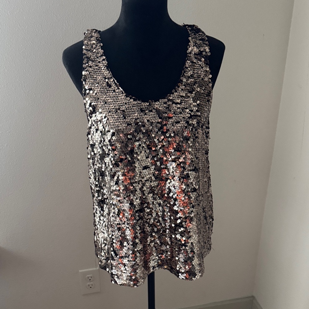 Guess Los Angeles size L sandalwood racerback gold sequined tank Top - Black
